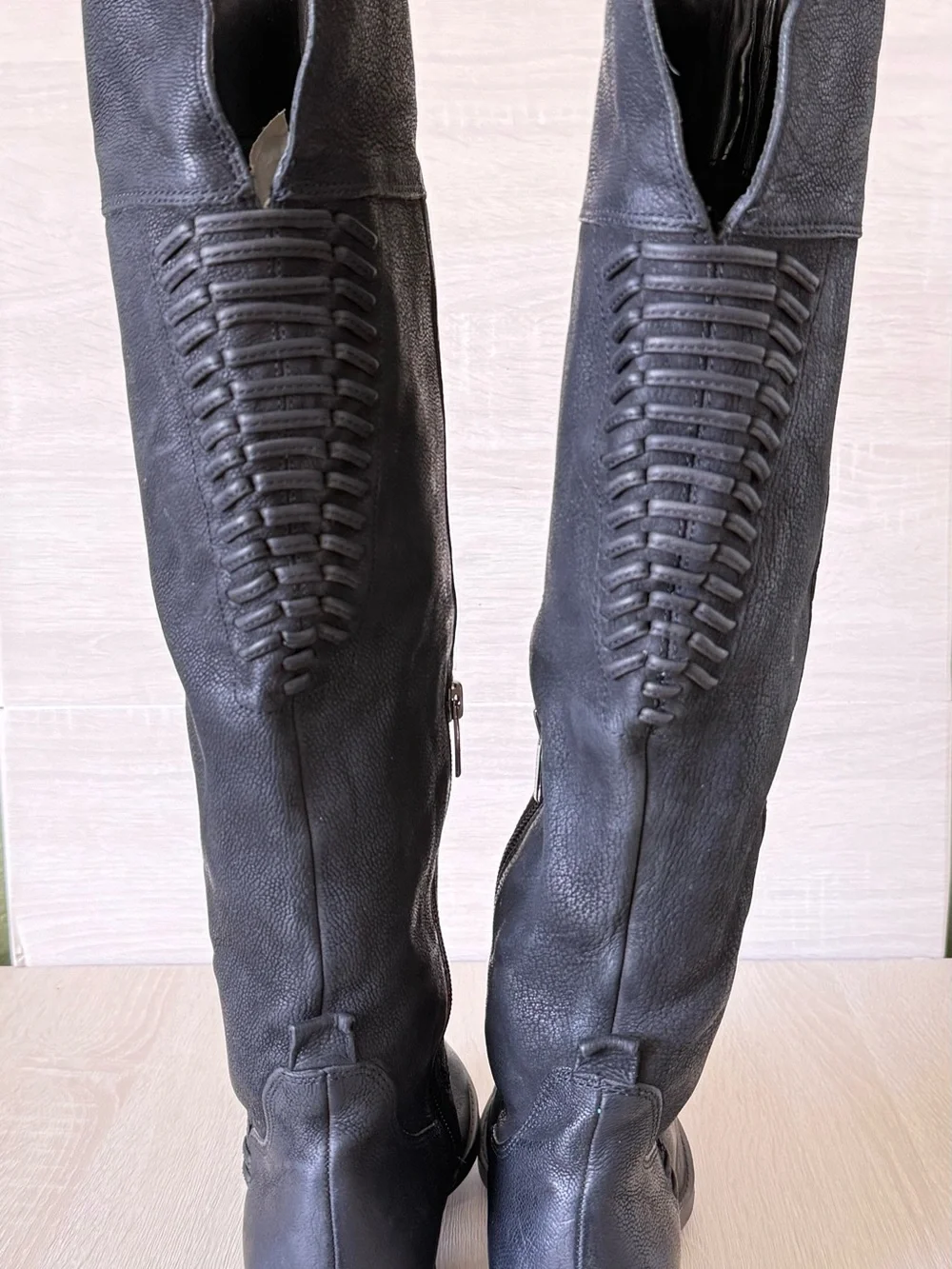 Vince Camuto Women’s Black Leather Knee High Riding Boots Size 6M 36.5